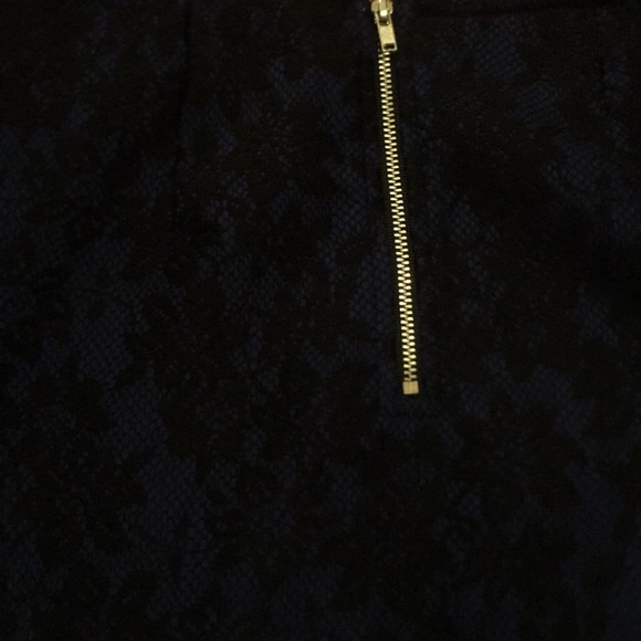 Mini lace black and blue skirt - Picture 3 of 6